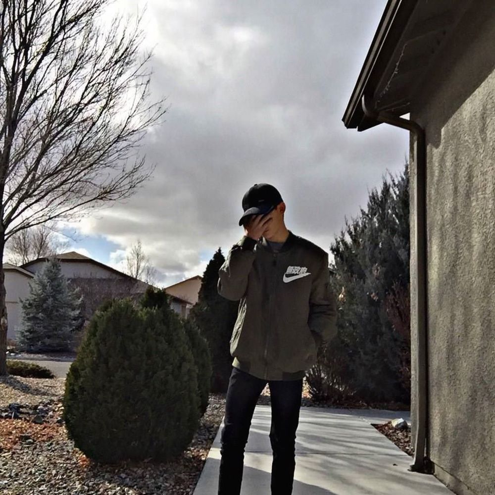 Meet your Posher, Hunter